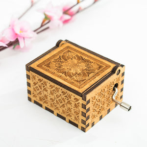 Engraved wooden music box Game of Thrones Theme - Awesomesons